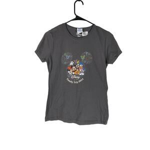 Women XS Disney 2024 tee